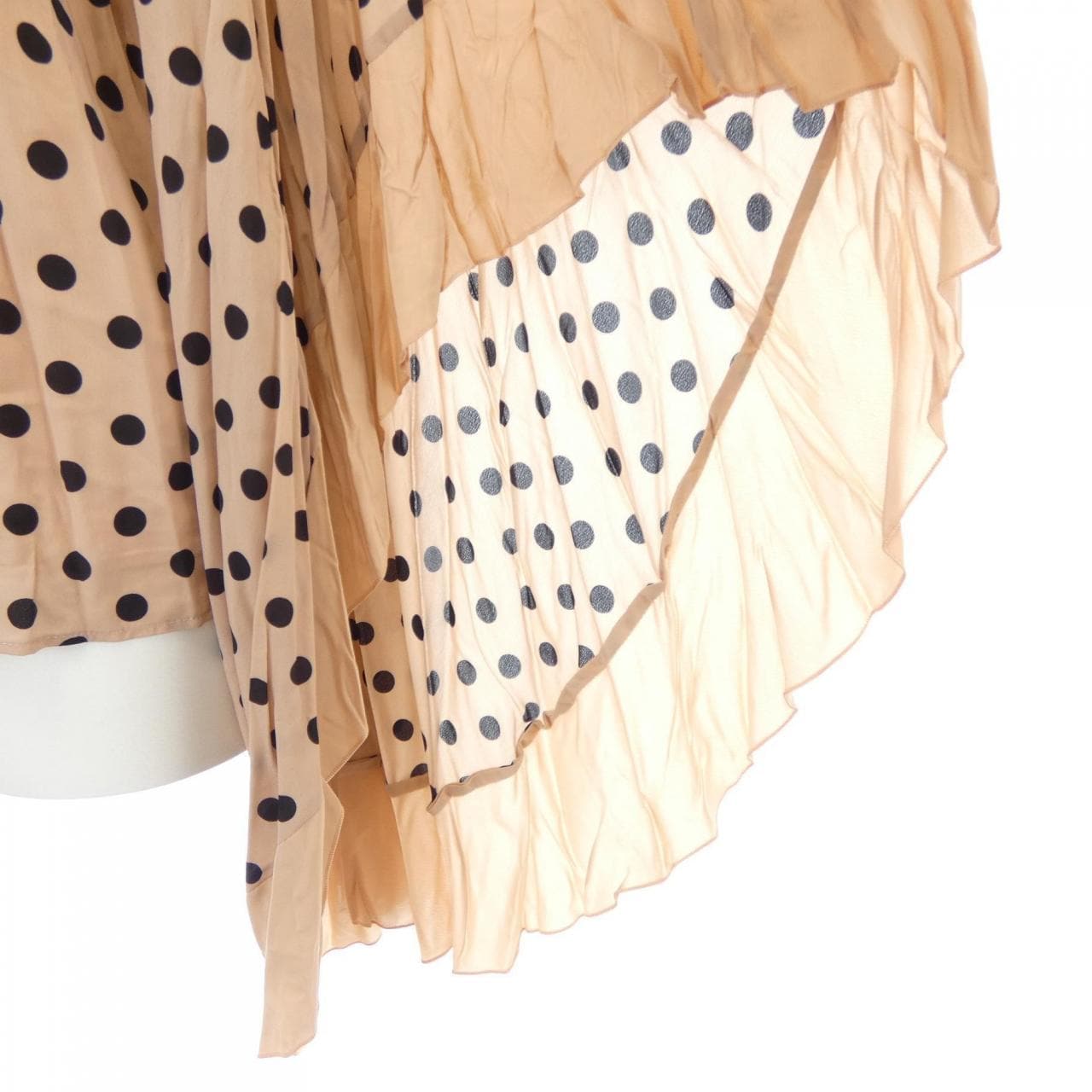 ザニューハウス THE NEWHOUSE トップス