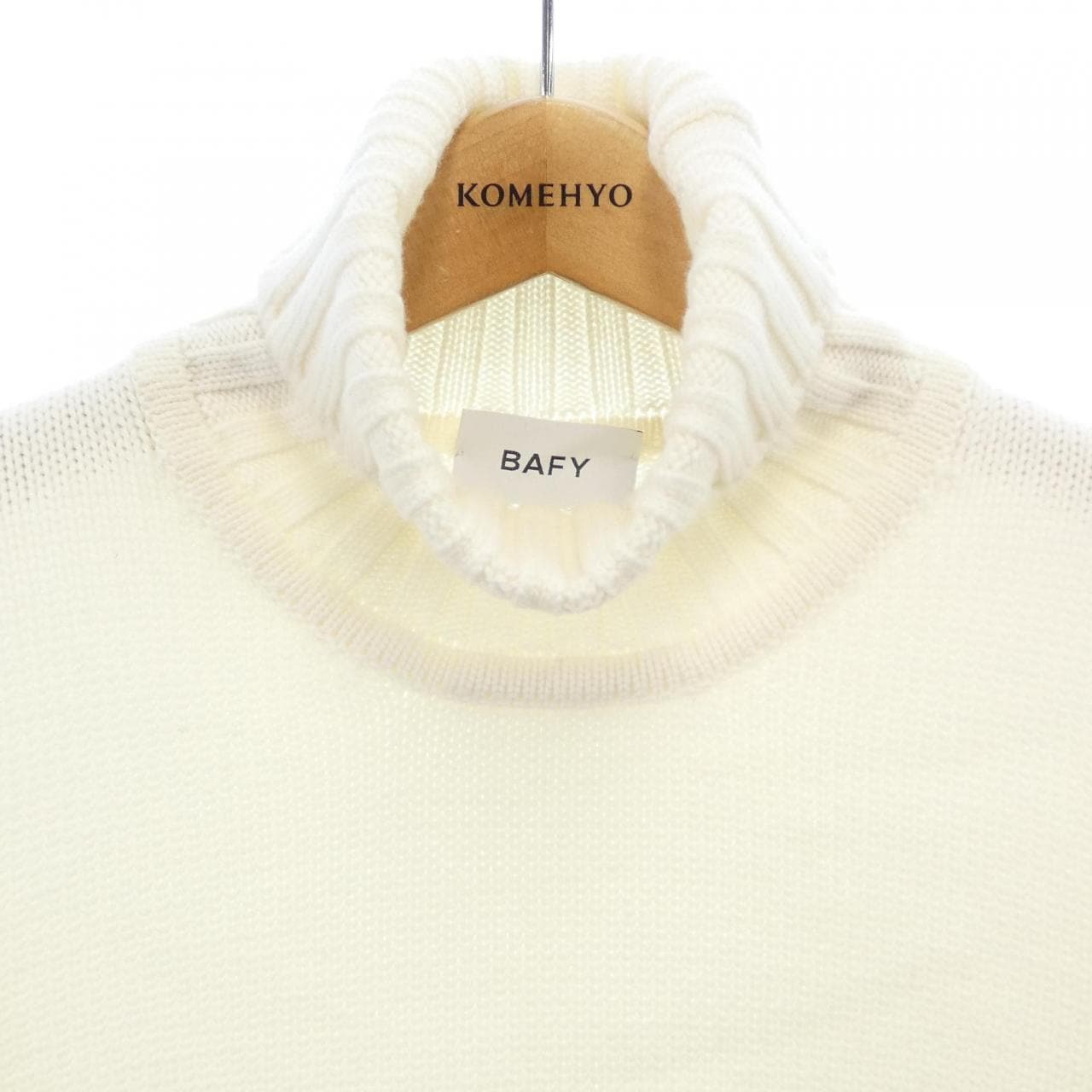 バフィー BAFY ニット