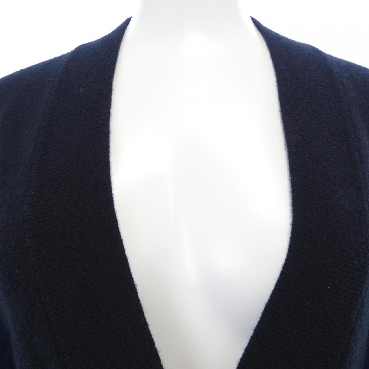 シャネル CHANEL METIERS D'ART LOOK52 P73102K10512 カーディガン