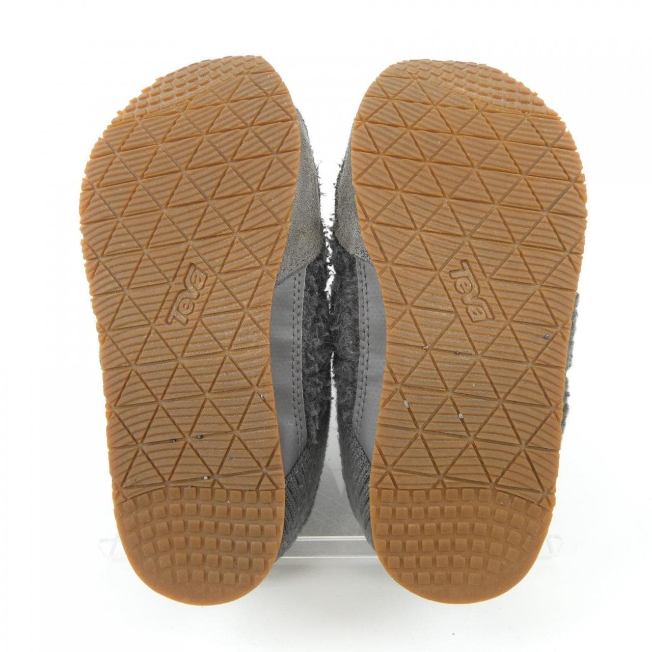 テバ TEVA スニーカー