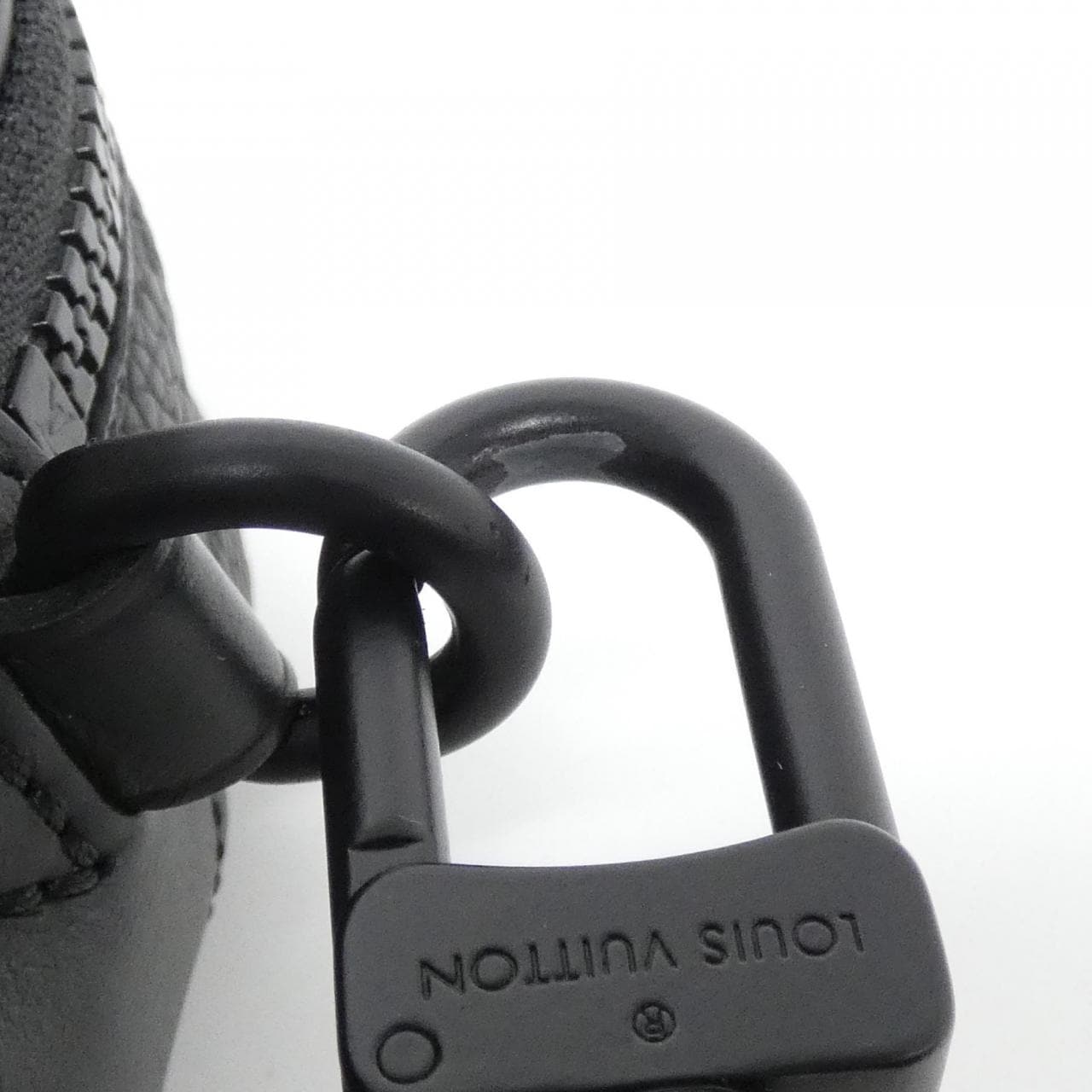 ルイヴィトン トリヨン モノグラム Sロック スリングバッグ M58487 ショルダーバッグ