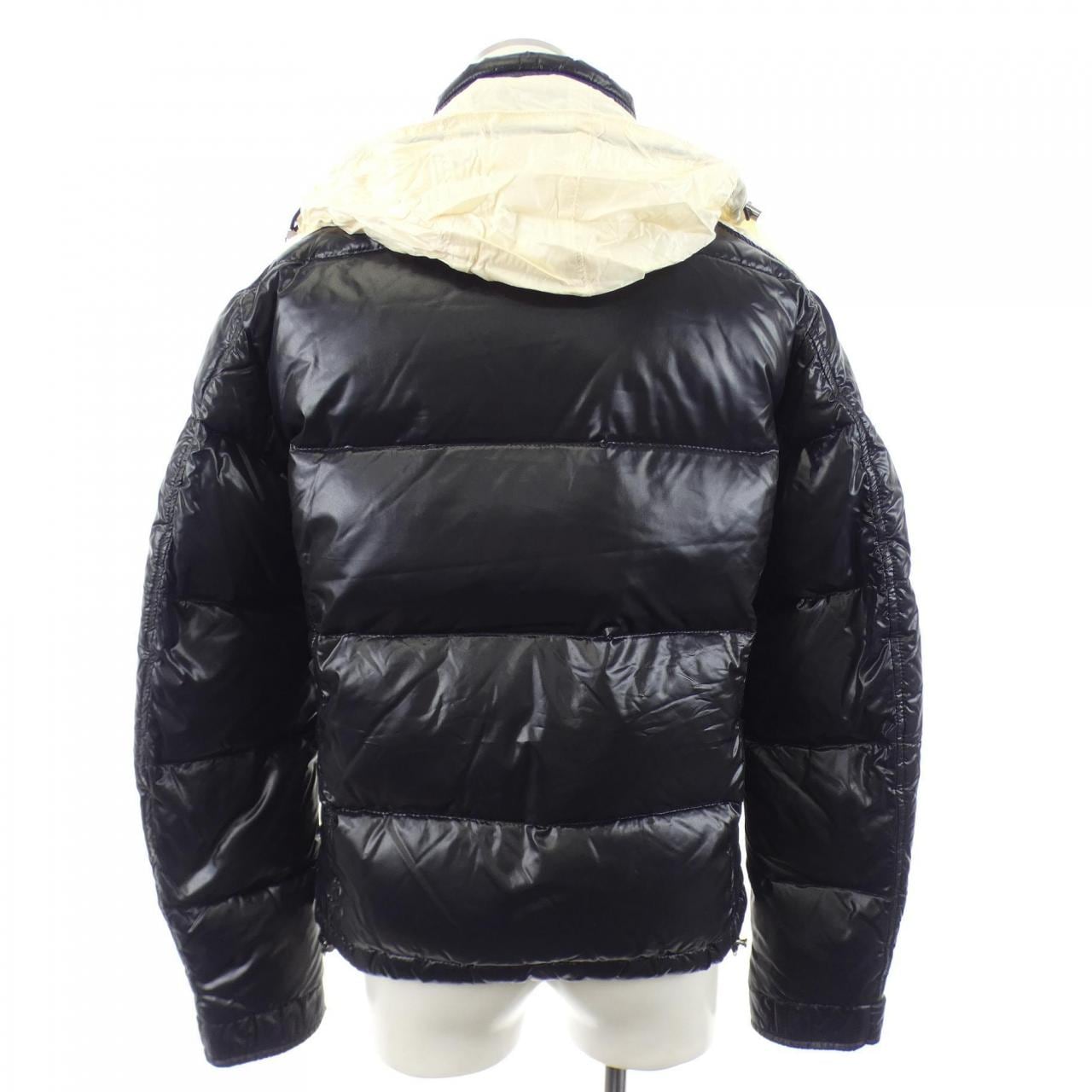 モンクレール MONCLER 40349/50 AUSTIN ダウンジャケット