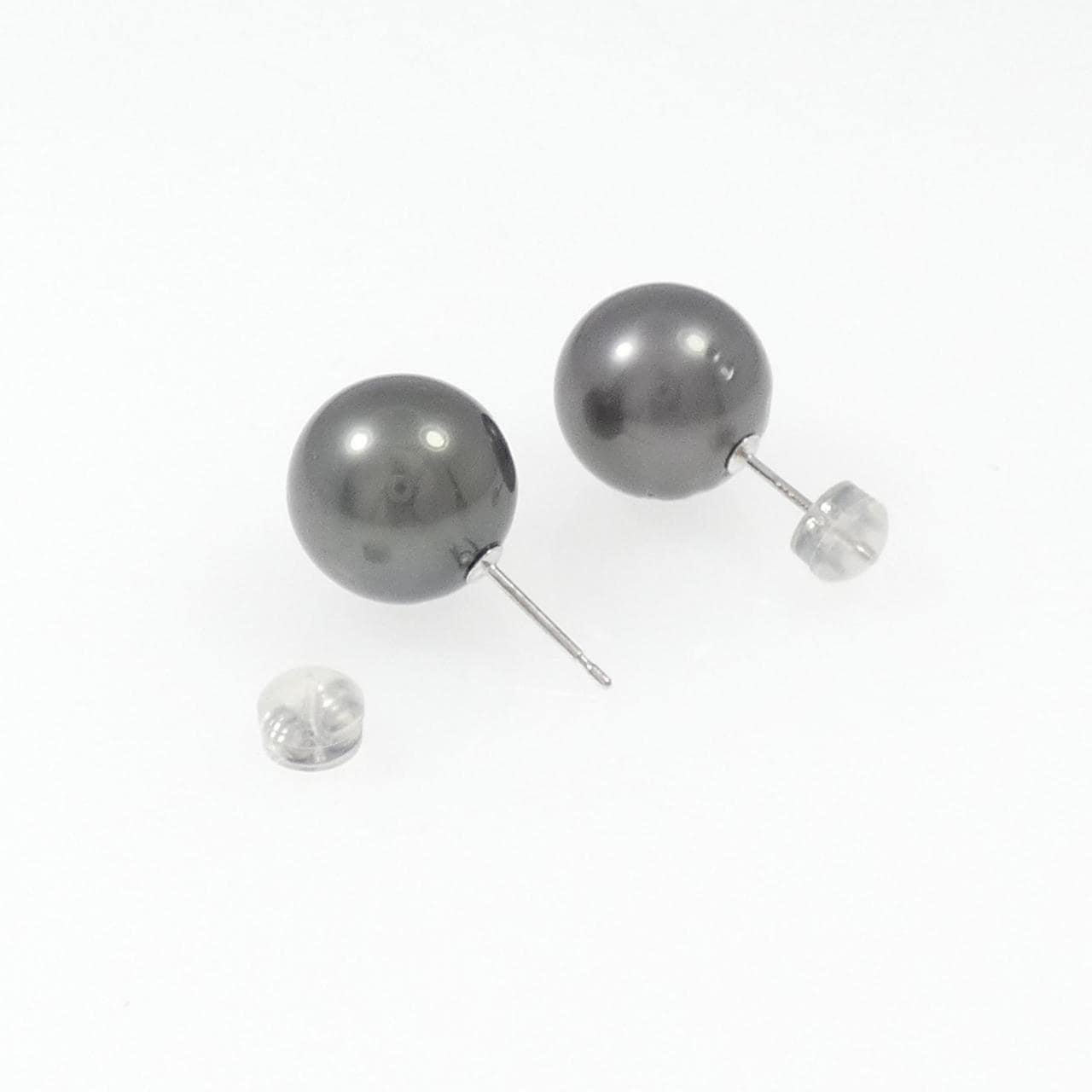 K14WG Black Pearl Earrings 13mm