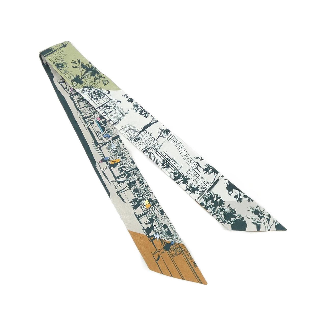 【未使用品】エルメス A L'OMBRE DES BOULEVARDS ツイリー 062910S スカーフ