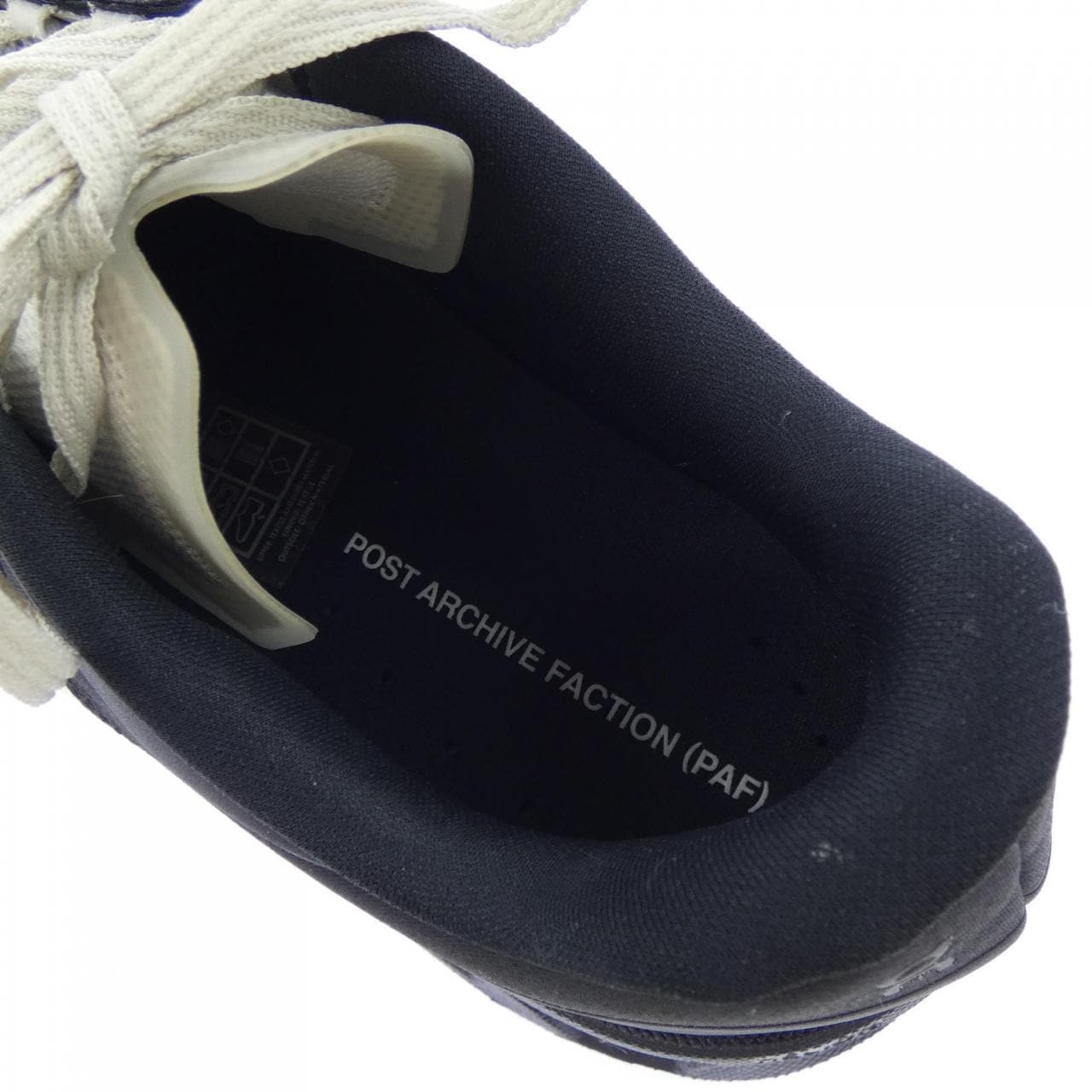 オン On スニーカー