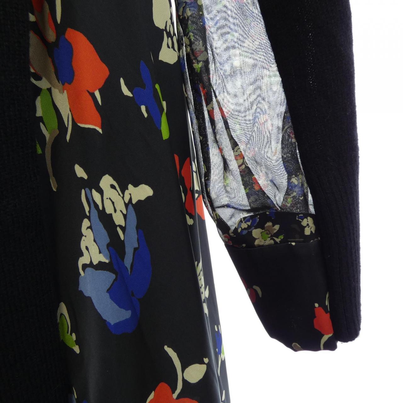 サカイ SACAI 22-06308 ワンピース