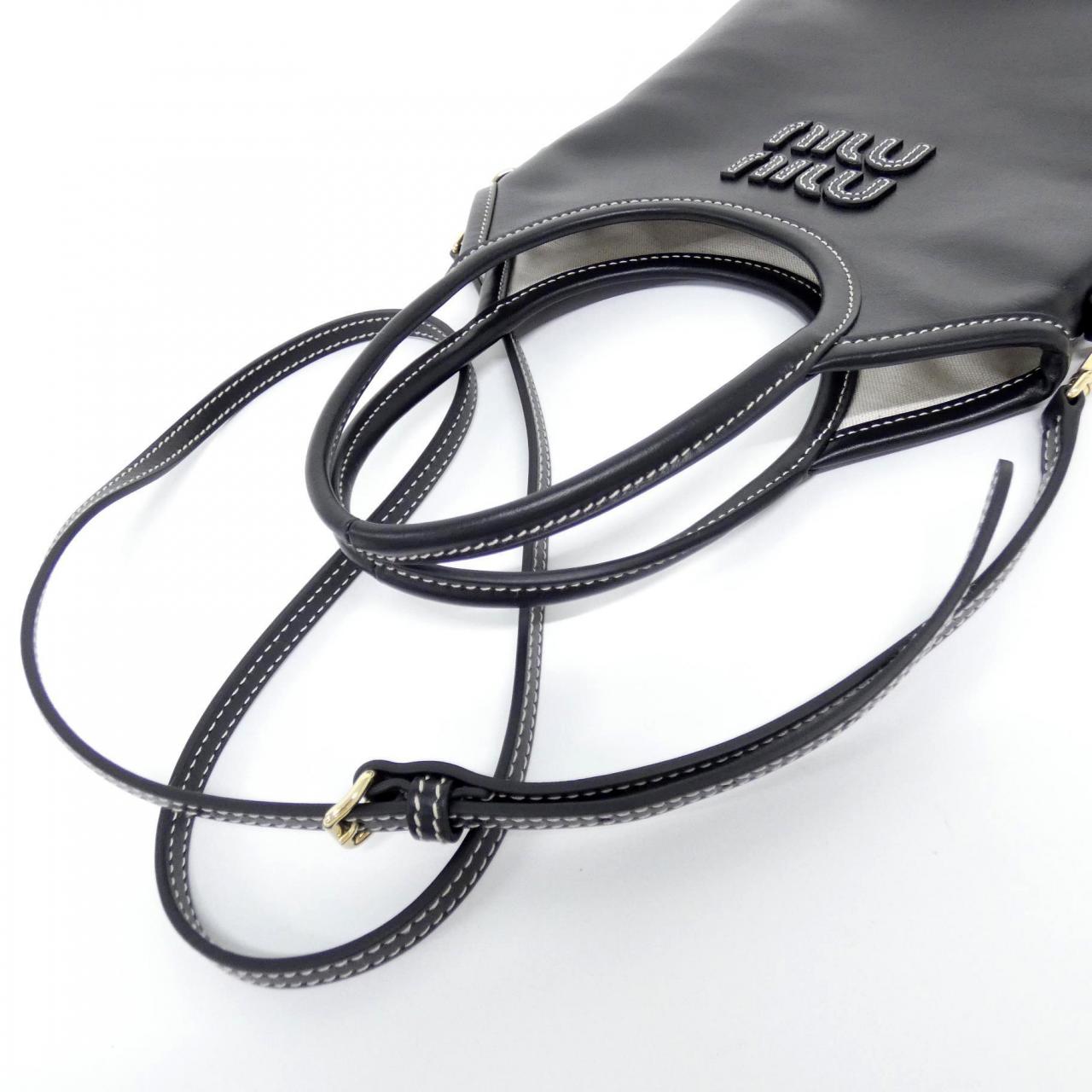 【未使用品】ミュウミュウ 5BA281 バッグ