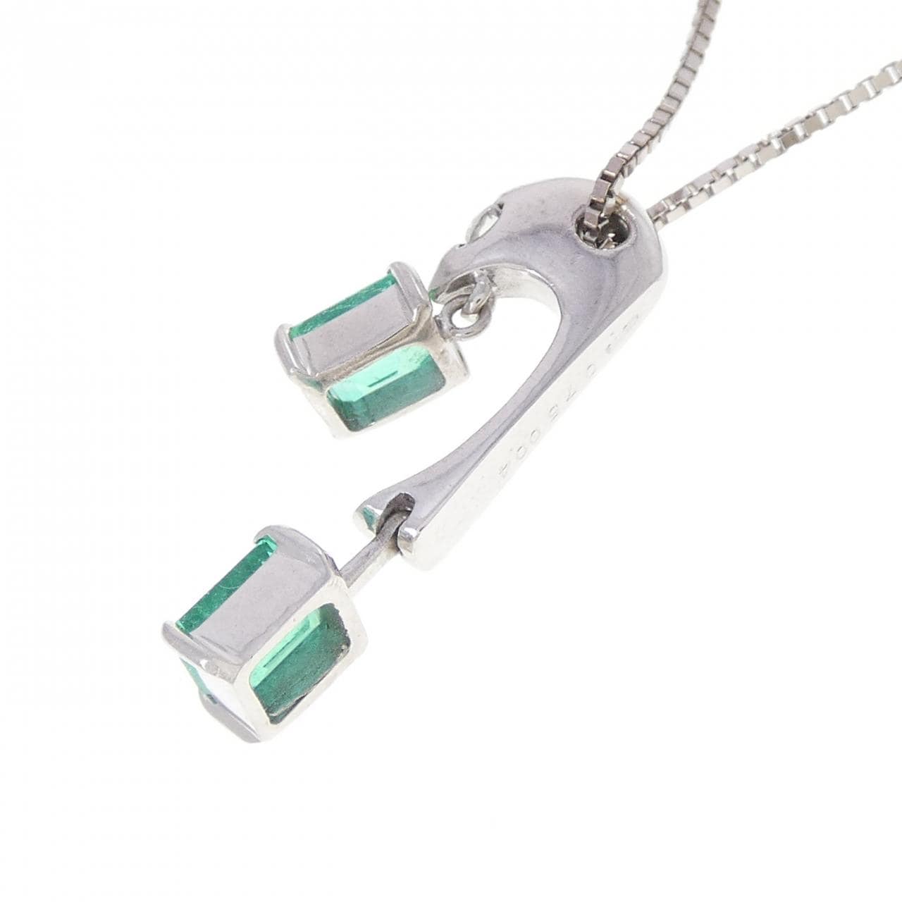 K18WG エメラルド ネックレス 0.75CT