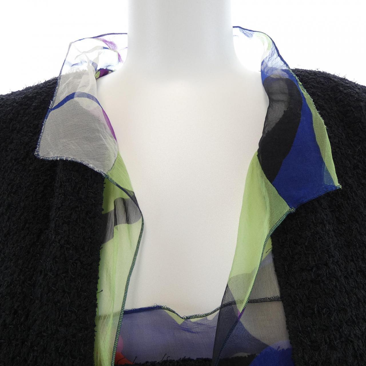 シャネル CHANEL P15633W02604 00T スリーピース