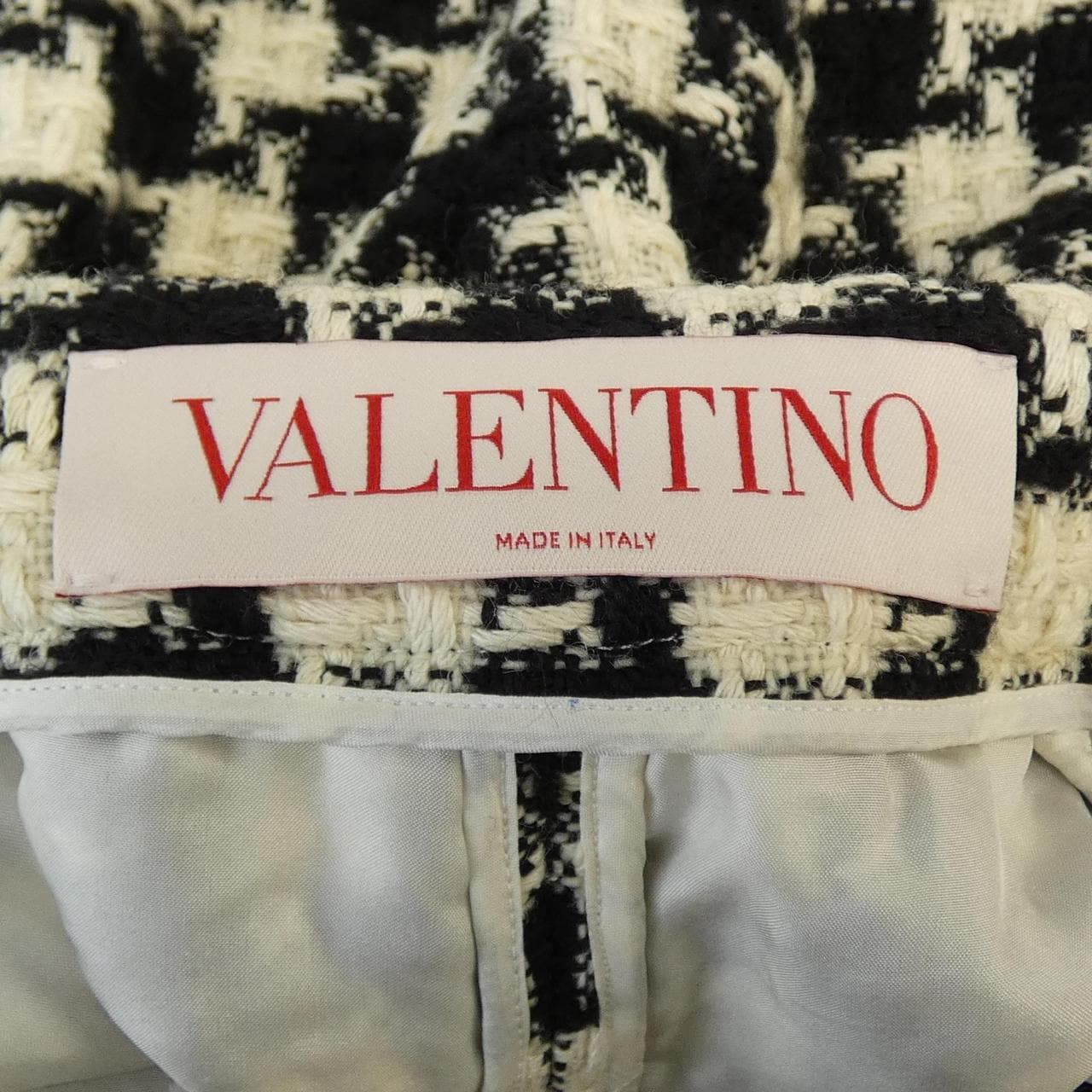 ヴァレンティノ VALENTINO 6B3RF2W090K ショートパンツ