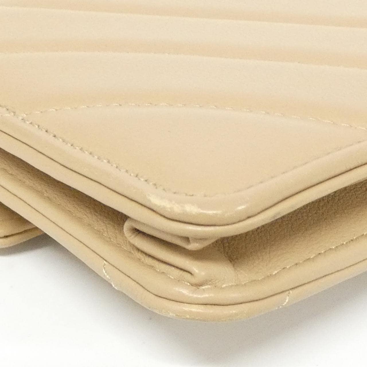 シャネル チェーンウォレット