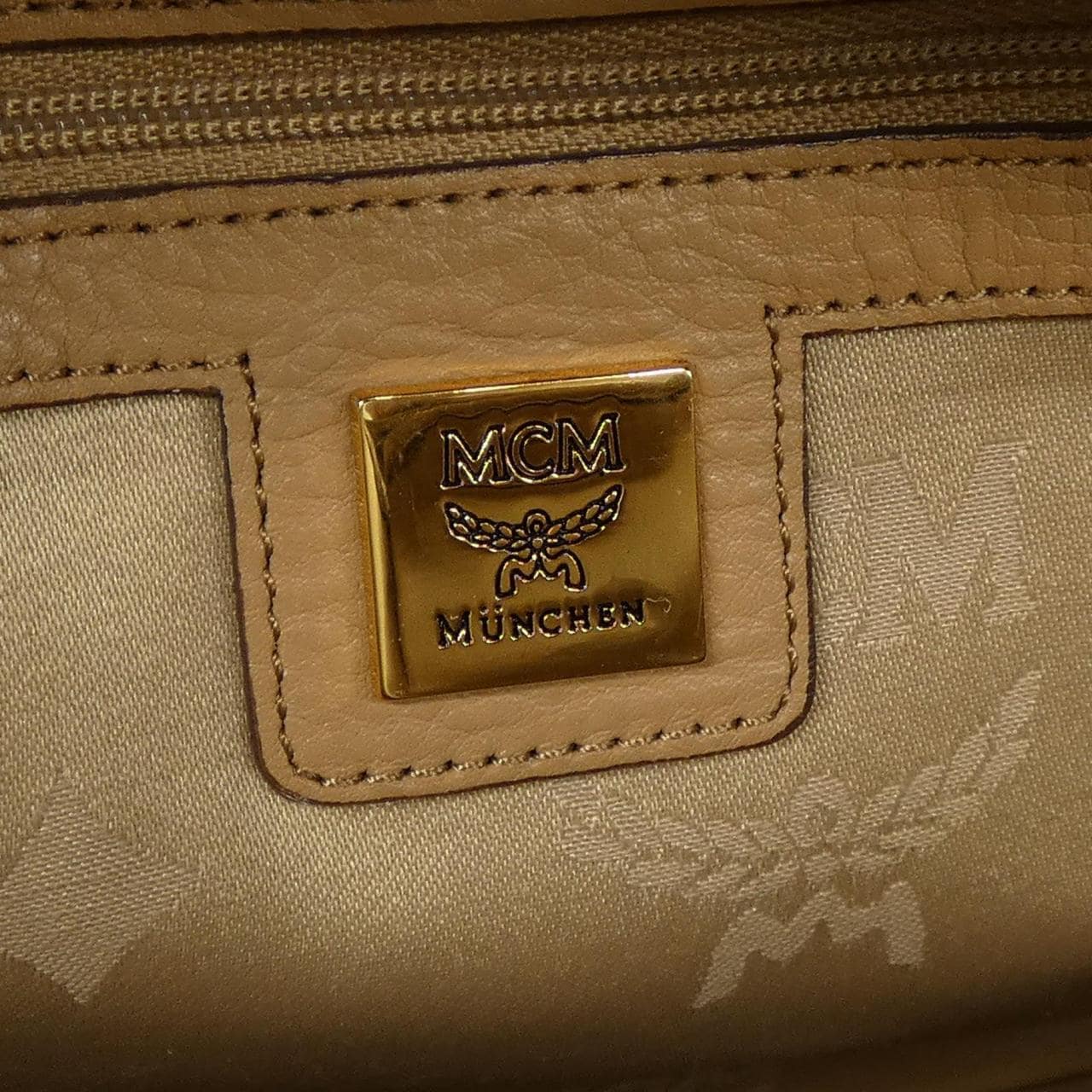 エムシーエム MCM BACKPACK