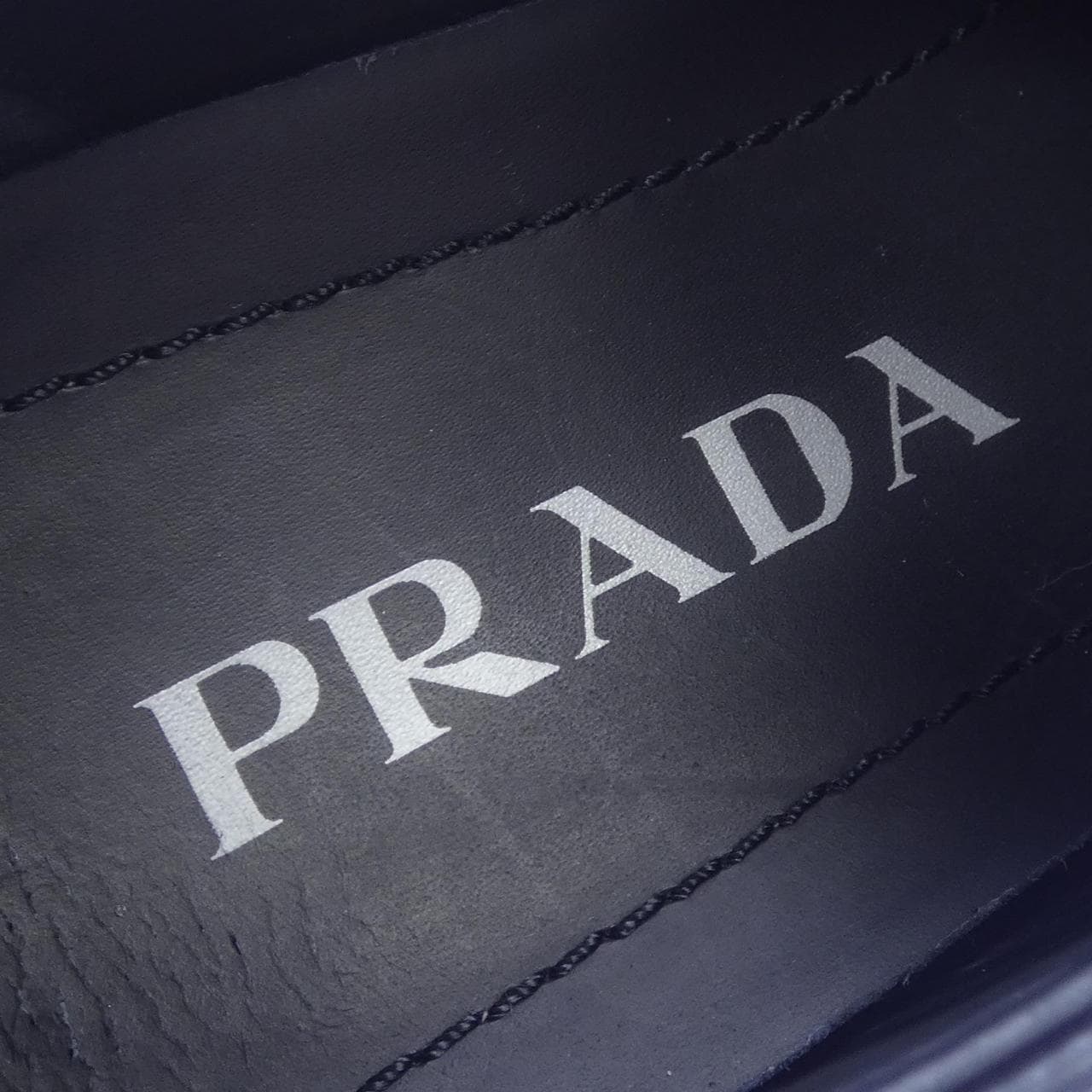 プラダ PRADA モノリス ローファー トライアングルロゴ 1D649M シューズ