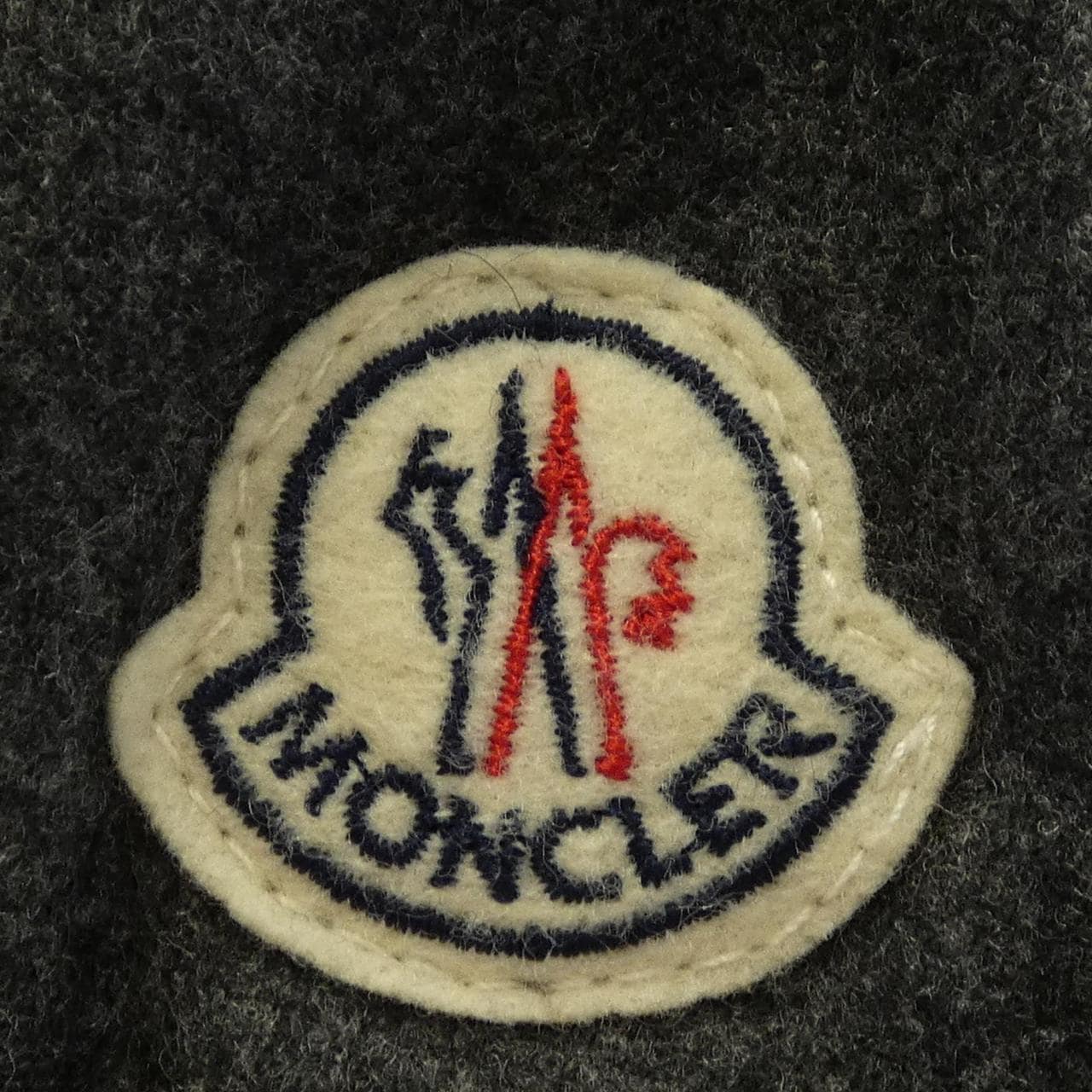 モンクレール MONCLER LABASTIDE ダウンジャケット