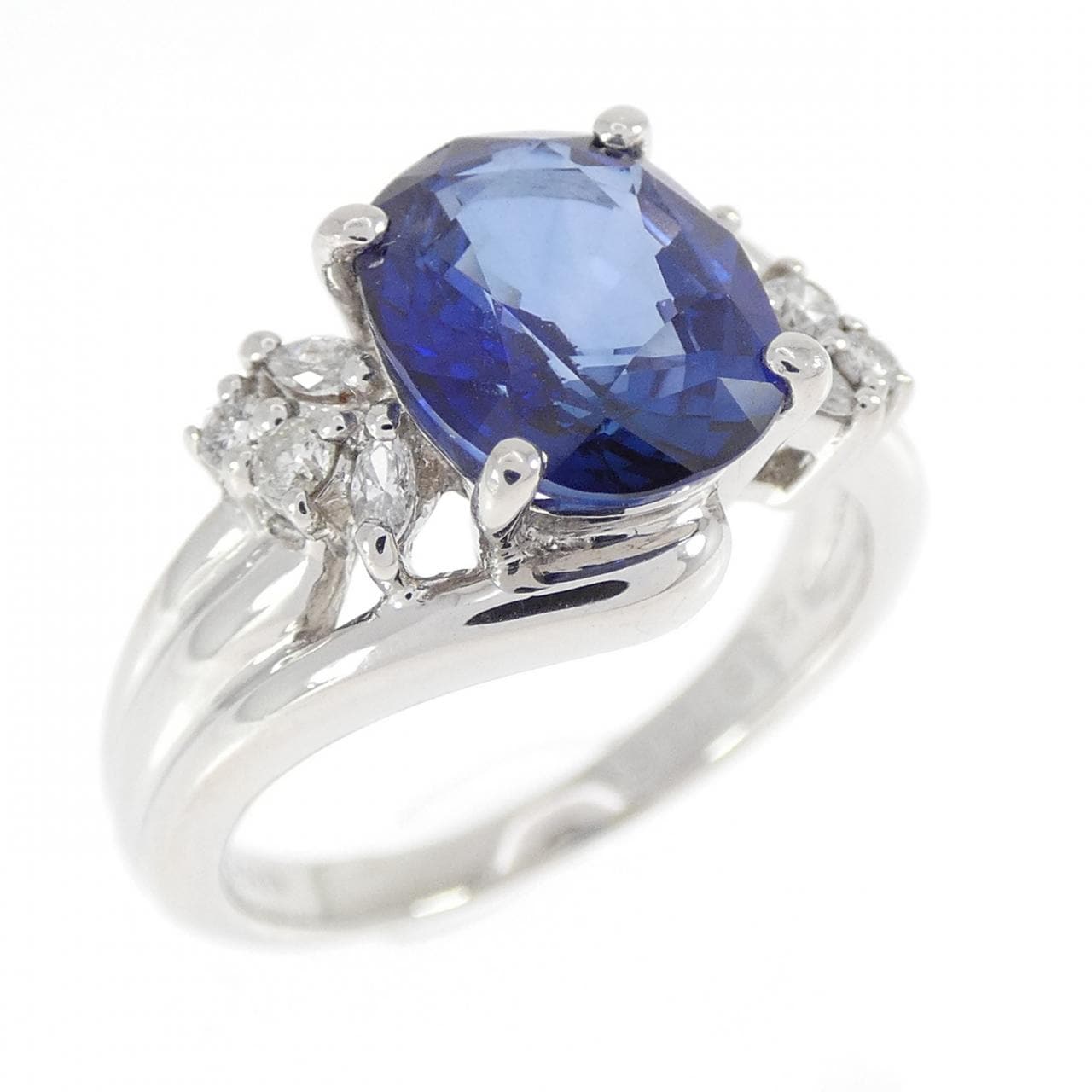 PT900 サファイヤ リング 2.39CT