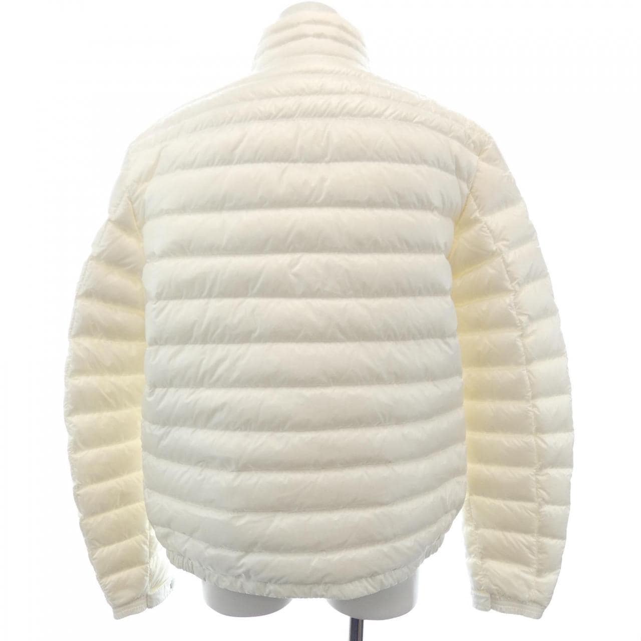 モンクレール MONCLER ダウンジャケット