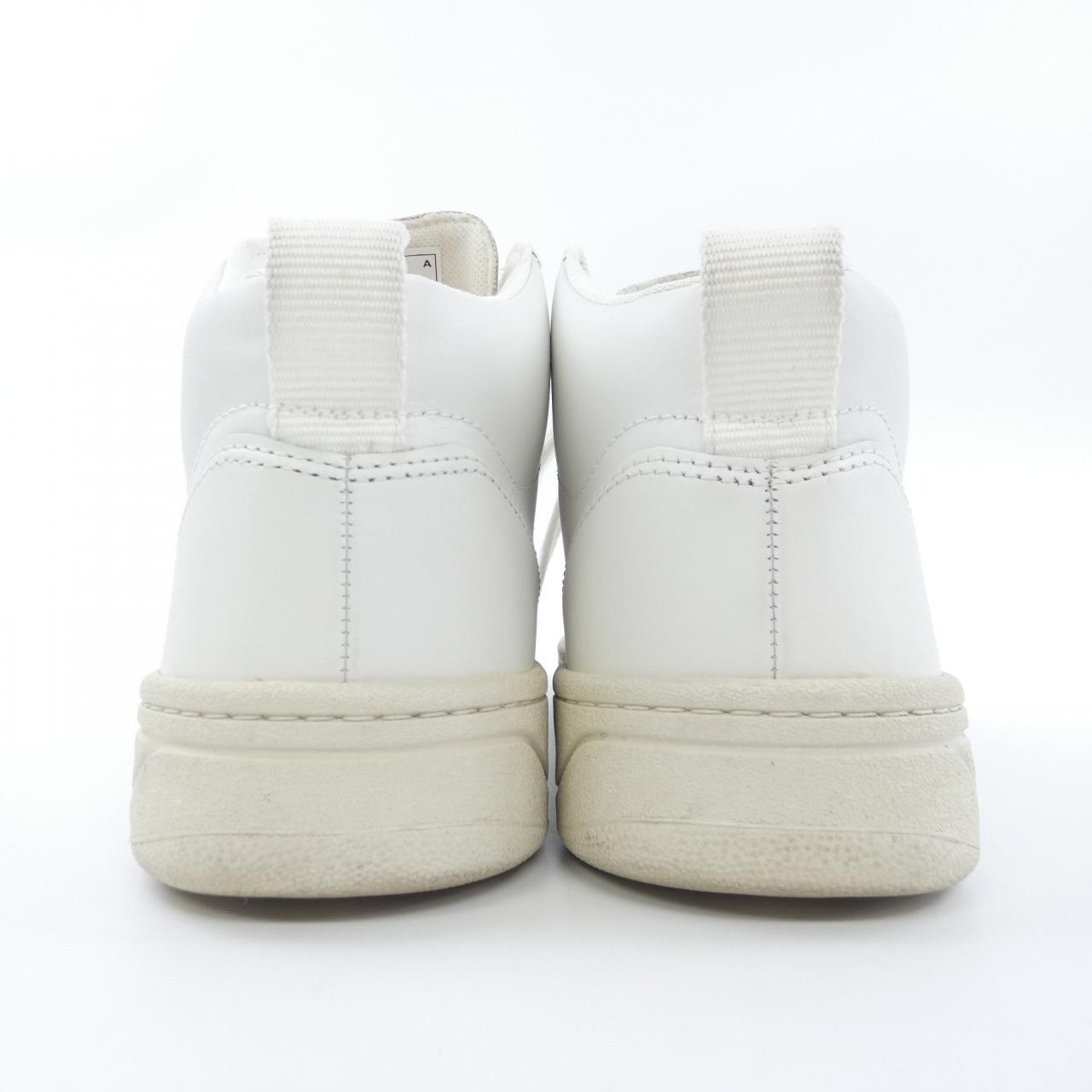 ヴェジャ VEJA スニーカー