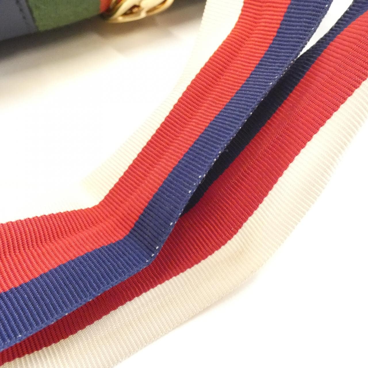 グッチ SYLVIE 421882 ショルダーバッグ