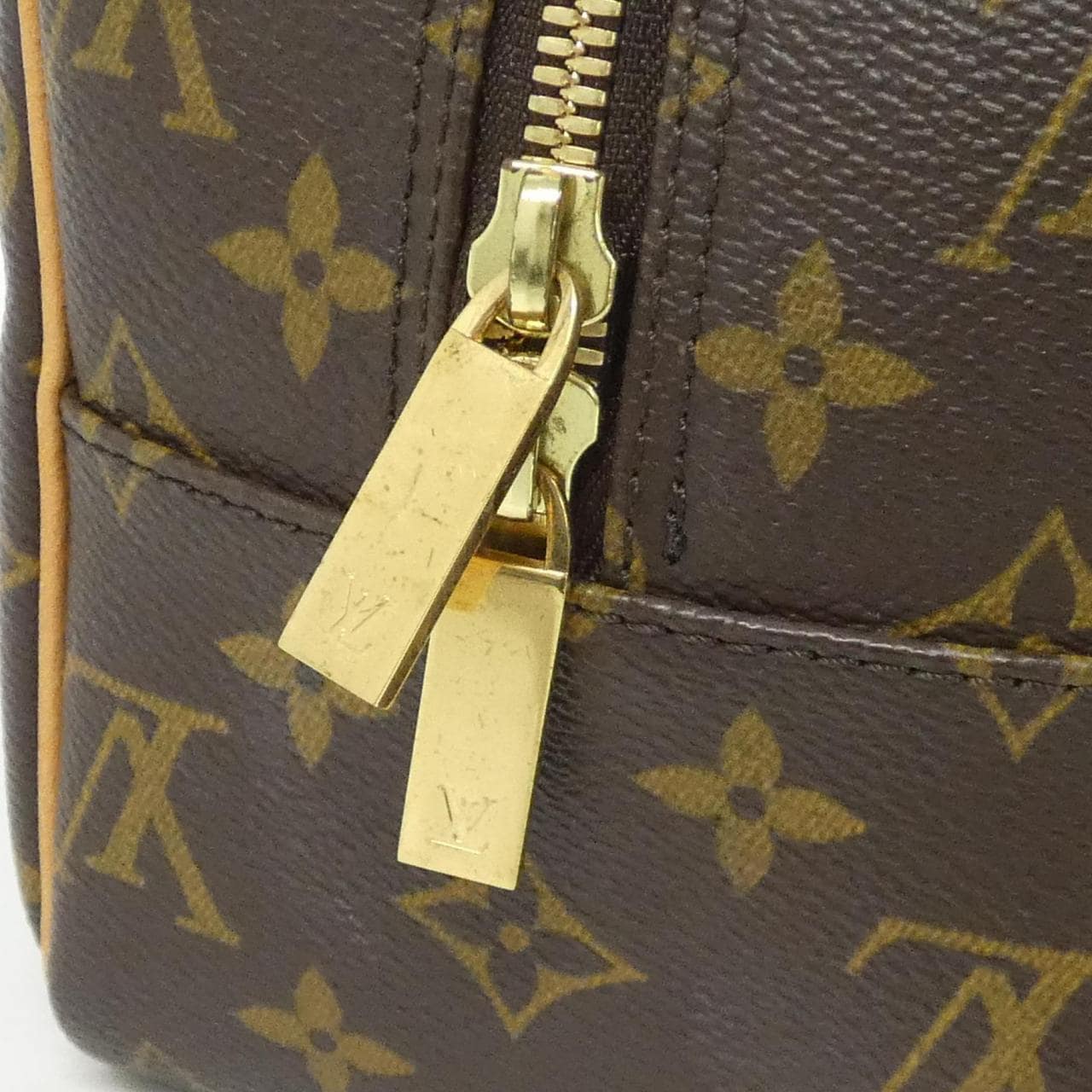 ルイヴィトン モノグラム シテ MM M51182 ショルダーバッグ