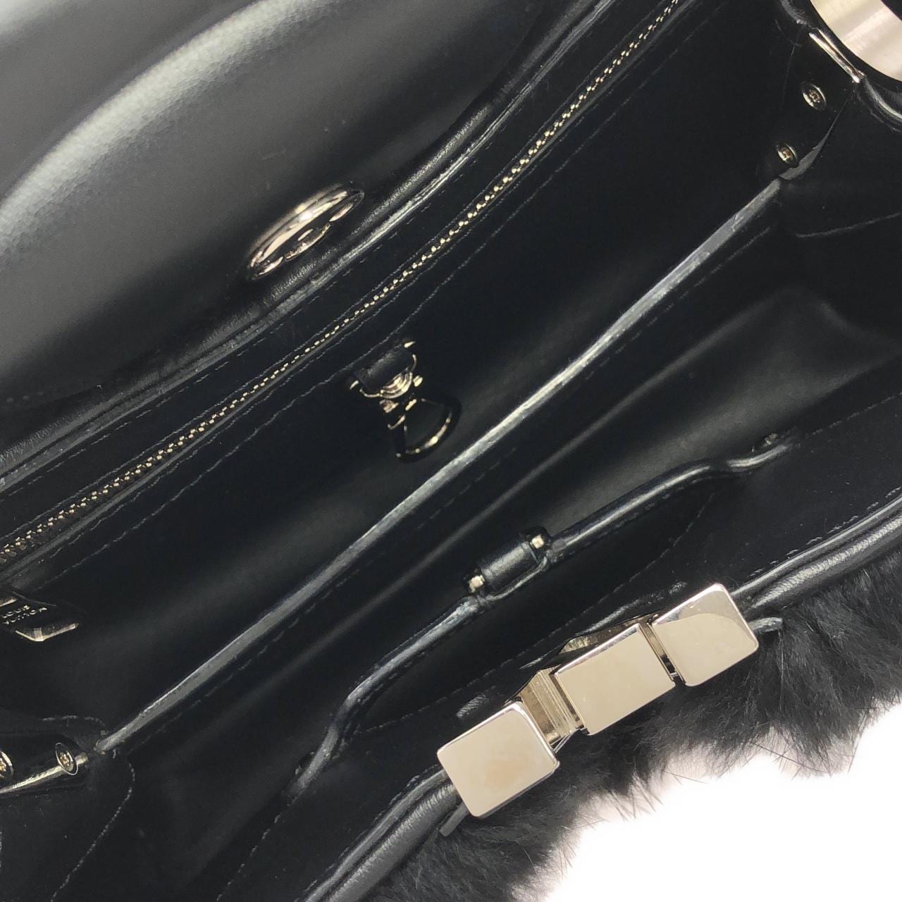 ルイヴィトン カプシーヌBB N93940 バッグ