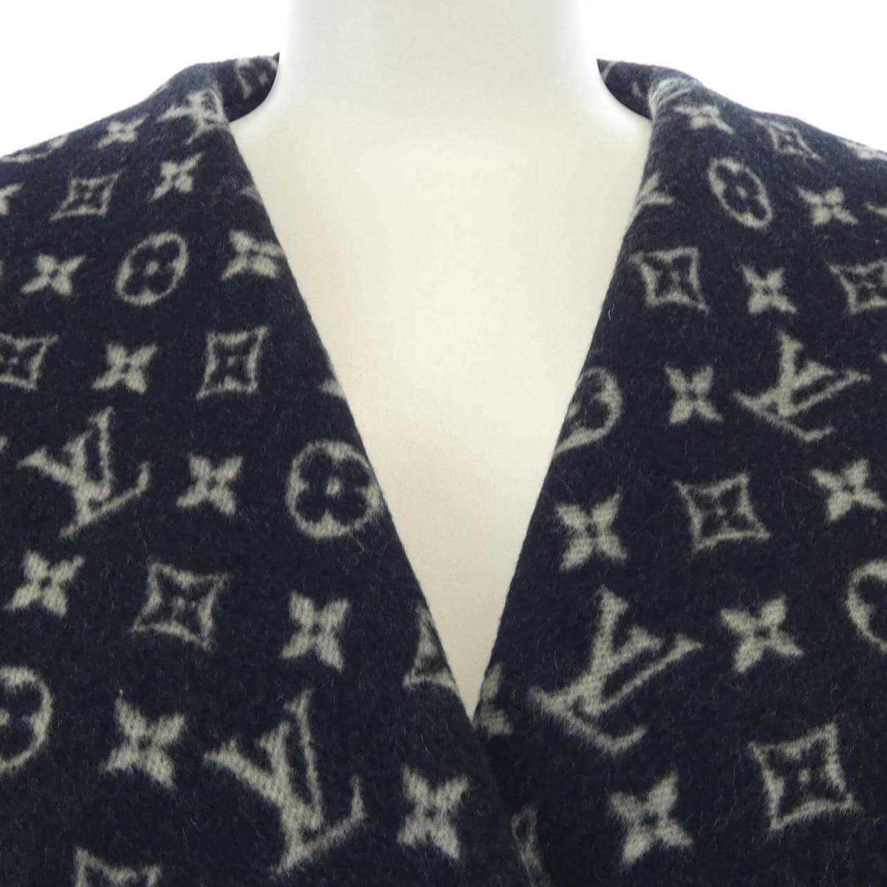 ルイヴィトン LOUIS VUITTON ベルテッドショートラップピーコート FMCO06QWE コート