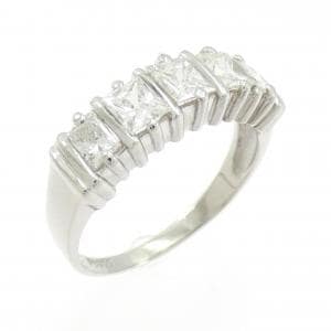 PT900 ダイヤモンド リング 1.06CT