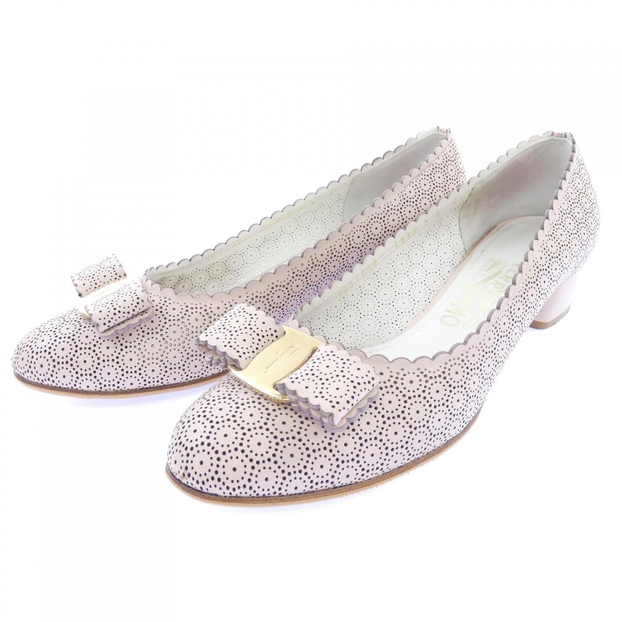 サルヴァトーレフェラガモ SALVATORE FERRAGAMO パンプス
