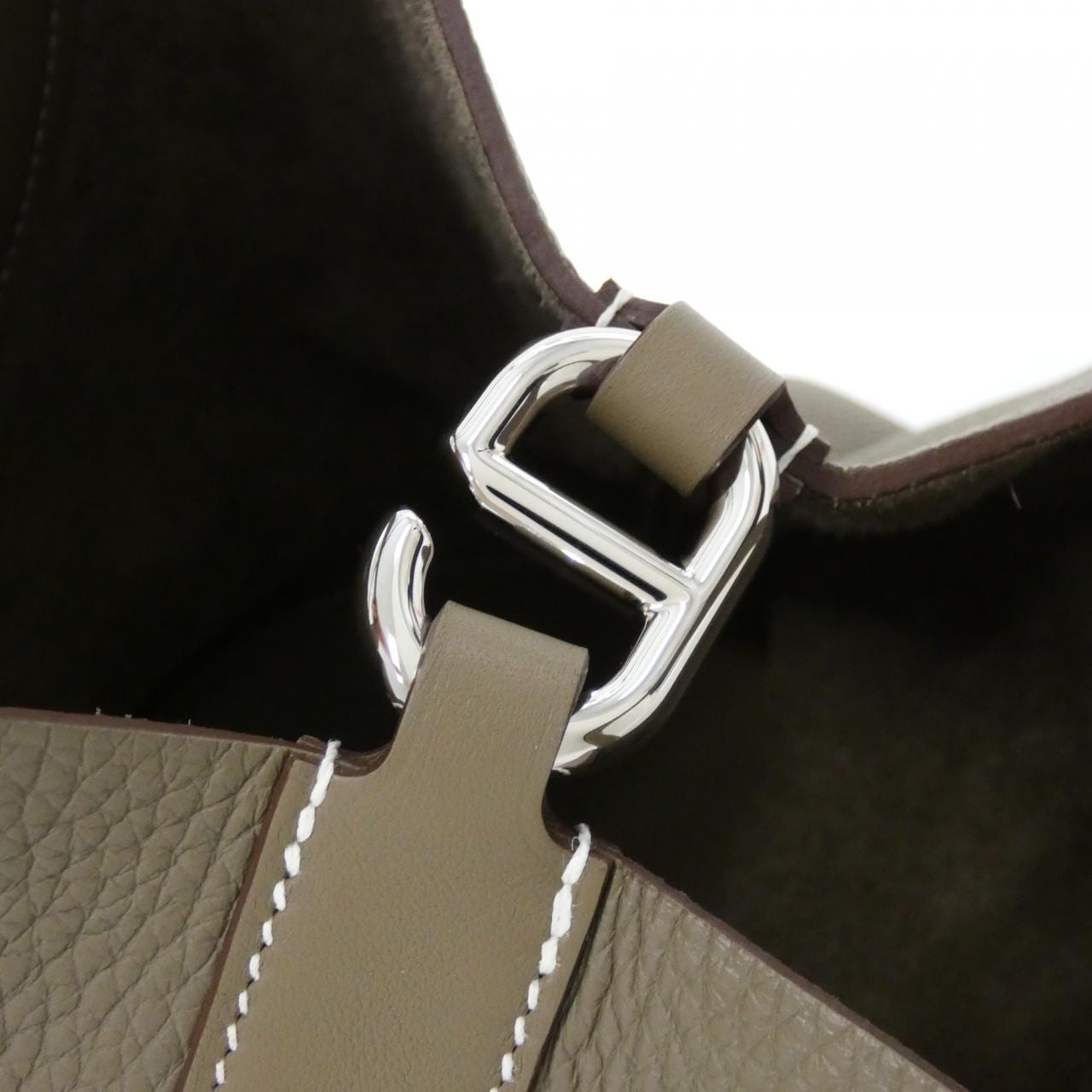 エルメス イン ザ ループ 23cm 084116CK バッグ