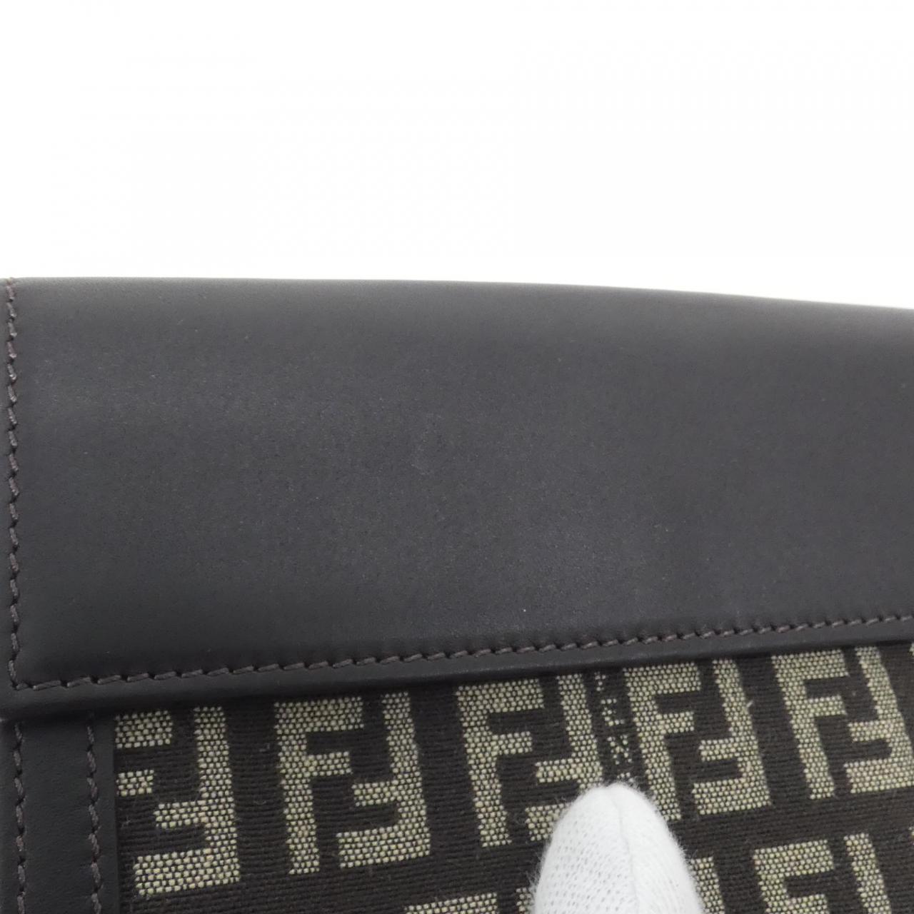 フェンディ 8M0160 JQ4 財布