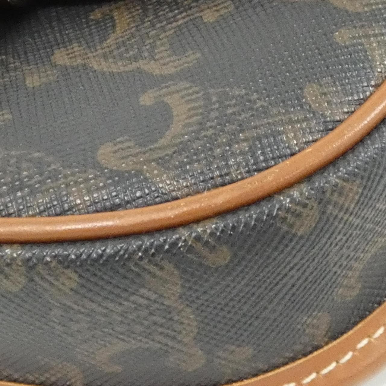 セリーヌ ミニ ブサス  196702BZJ ショルダーバッグ