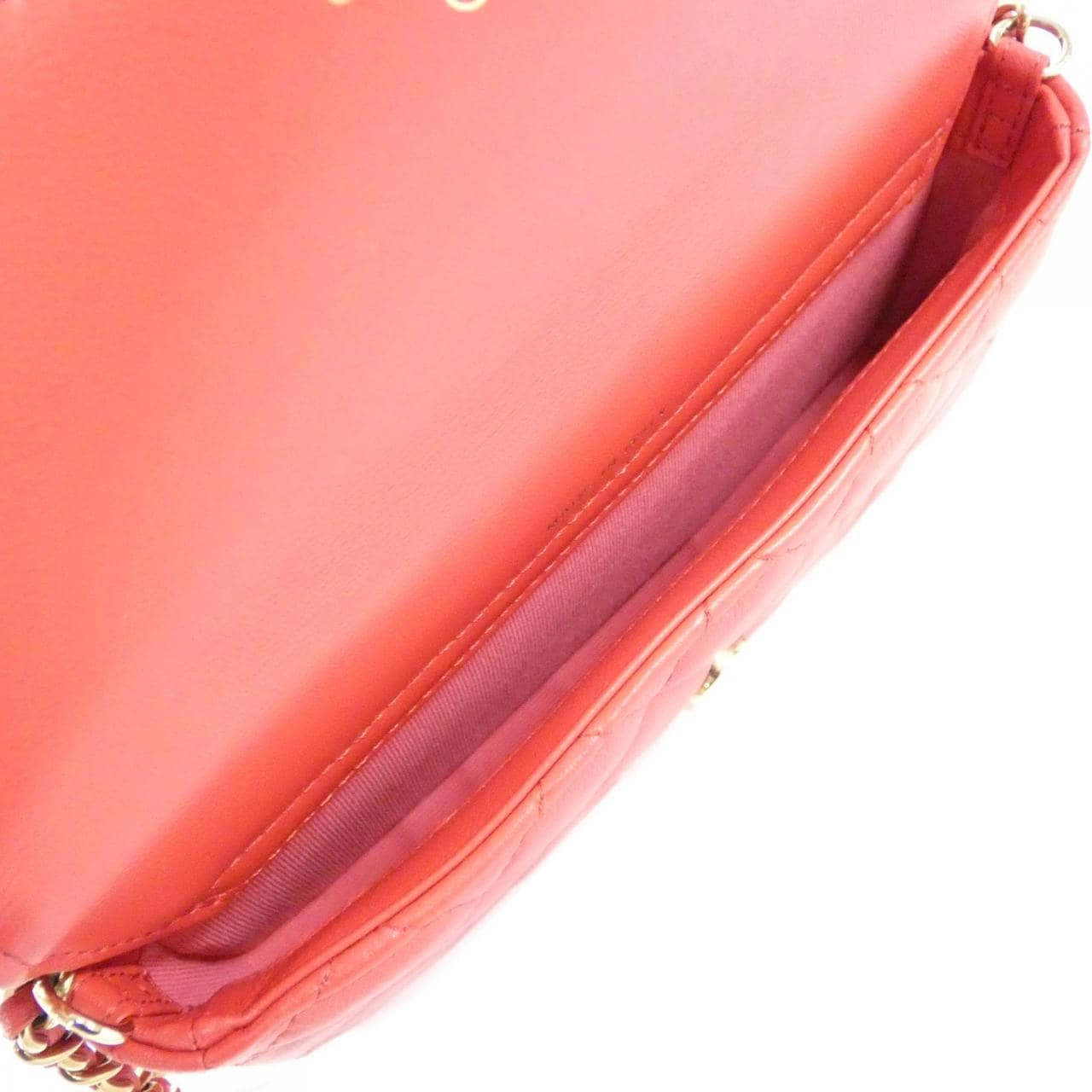 シャネル タイムレスクラシック ライン AP2096 フォンケース