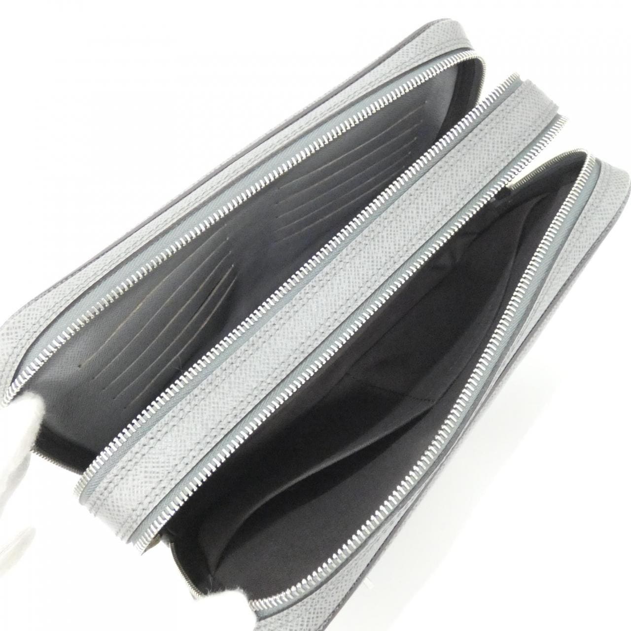 ルイヴィトン タイガ ネオ パヴェル M32684 セカンドバッグ