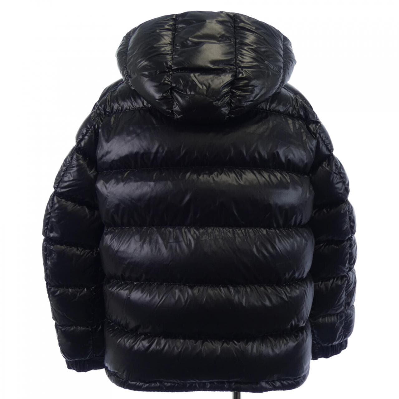 モンクレール MONCLER ダウンジャケット
