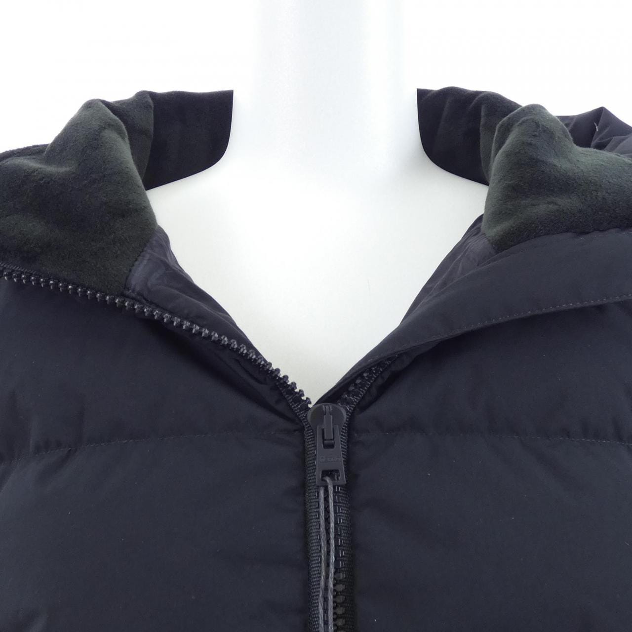 ヘルノ Herno JP000118D 52076 ダウンジャケット