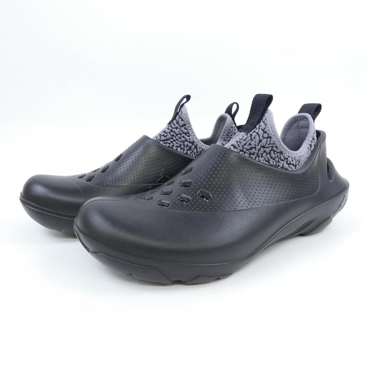 エアジョーダン AIR JORDAN DN4890-001 スニーカー