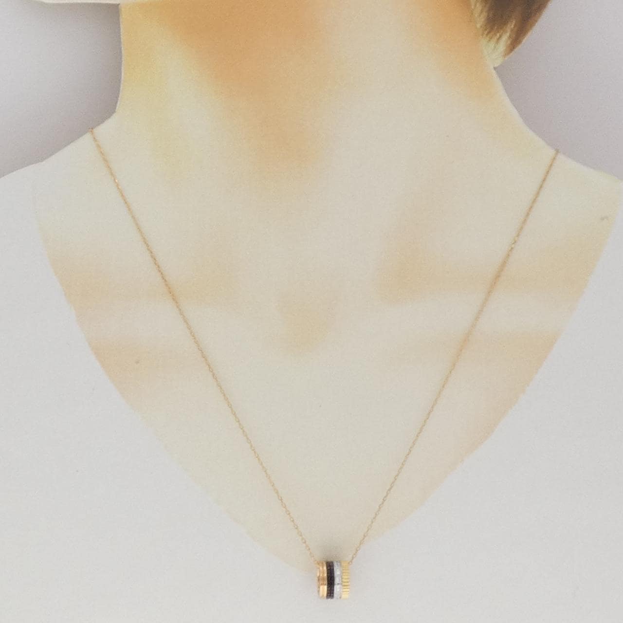 ブシュロン キャトル クラシック ネックレス