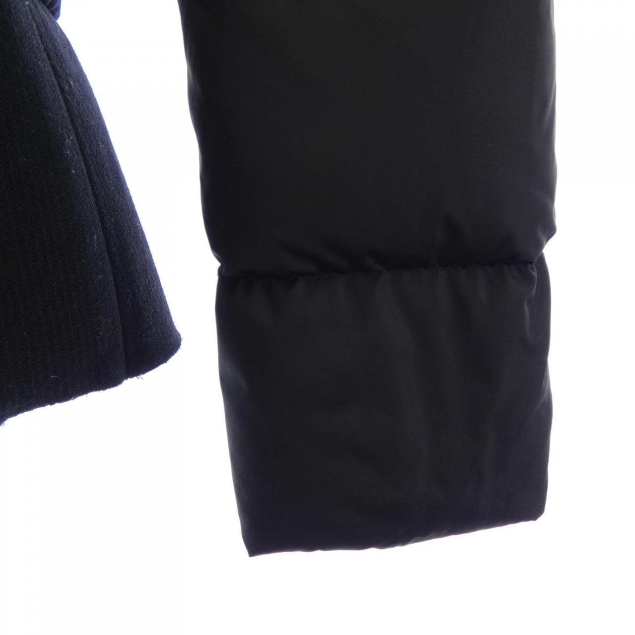 モンクレール MONCLER NESEA ダウンジャケット