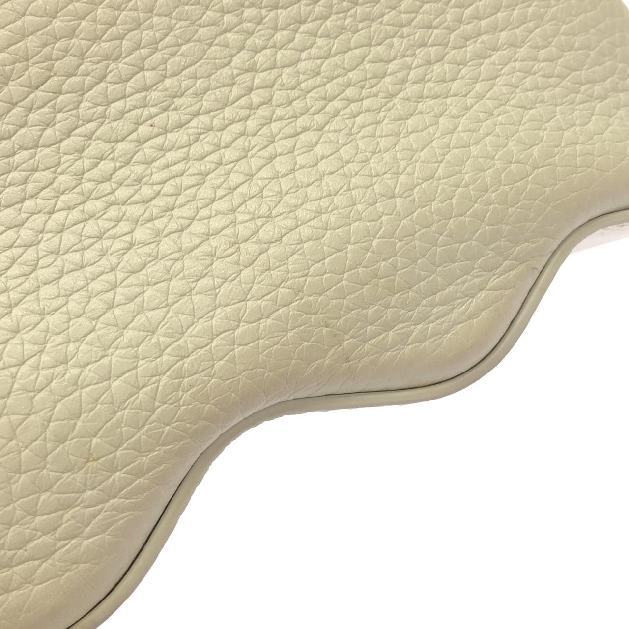 ルイヴィトン カプシーヌ MINI M22121 バッグ