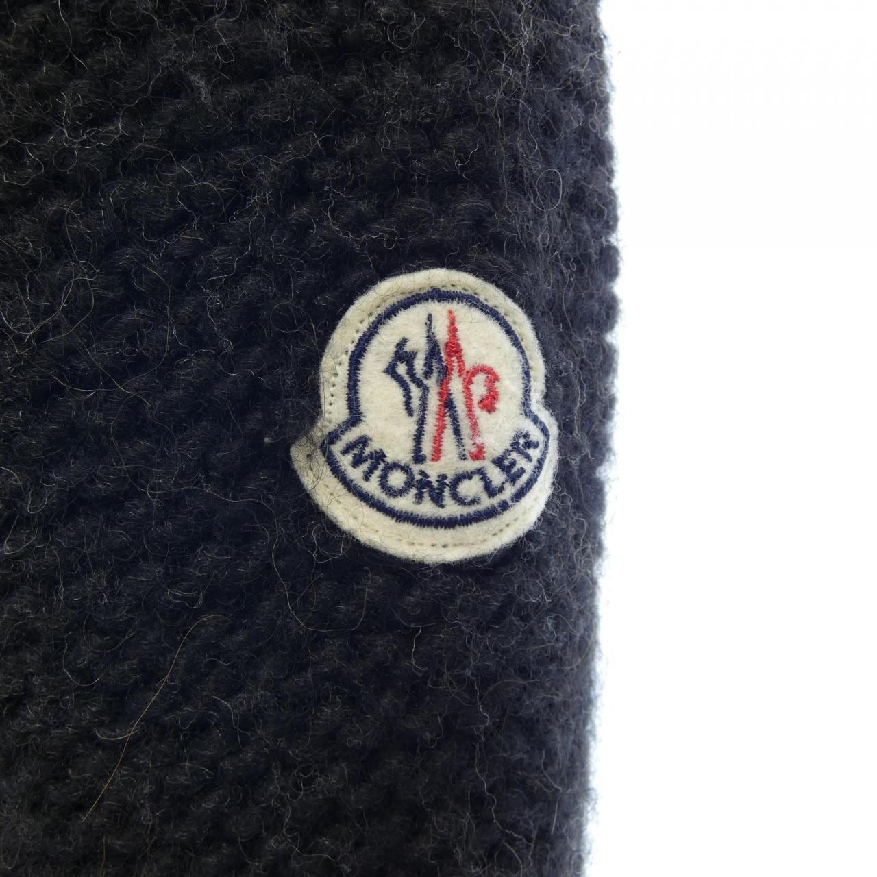 モンクレール MONCLER ダウンジャケット