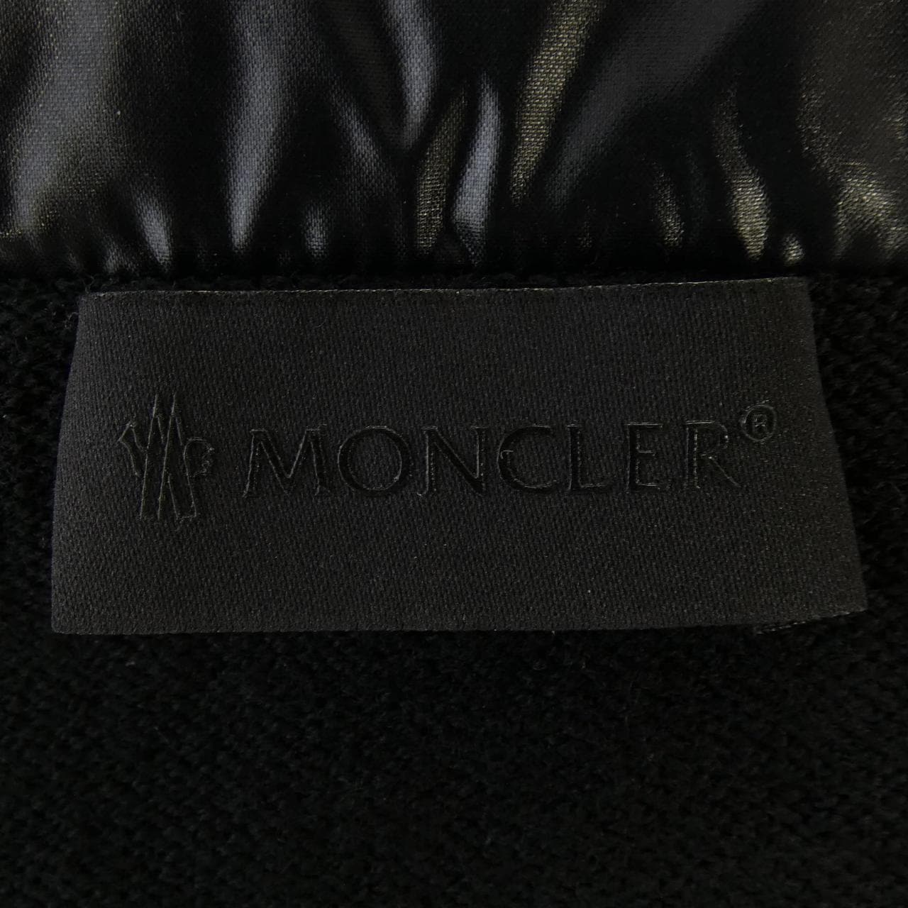 モンクレール MONCLER 20919B00010 ダウンジャケット