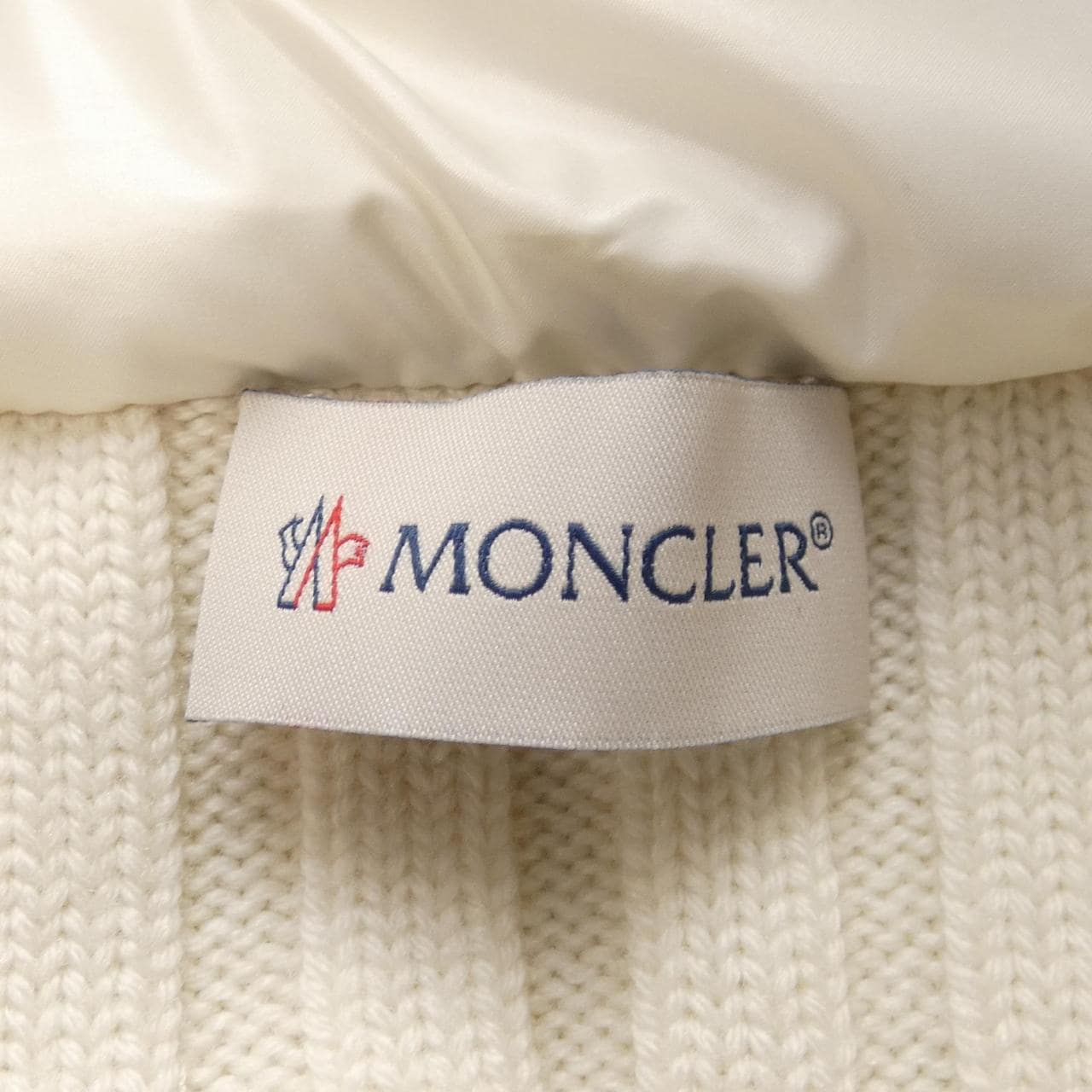 モンクレール MONCLER ダウンジャケット