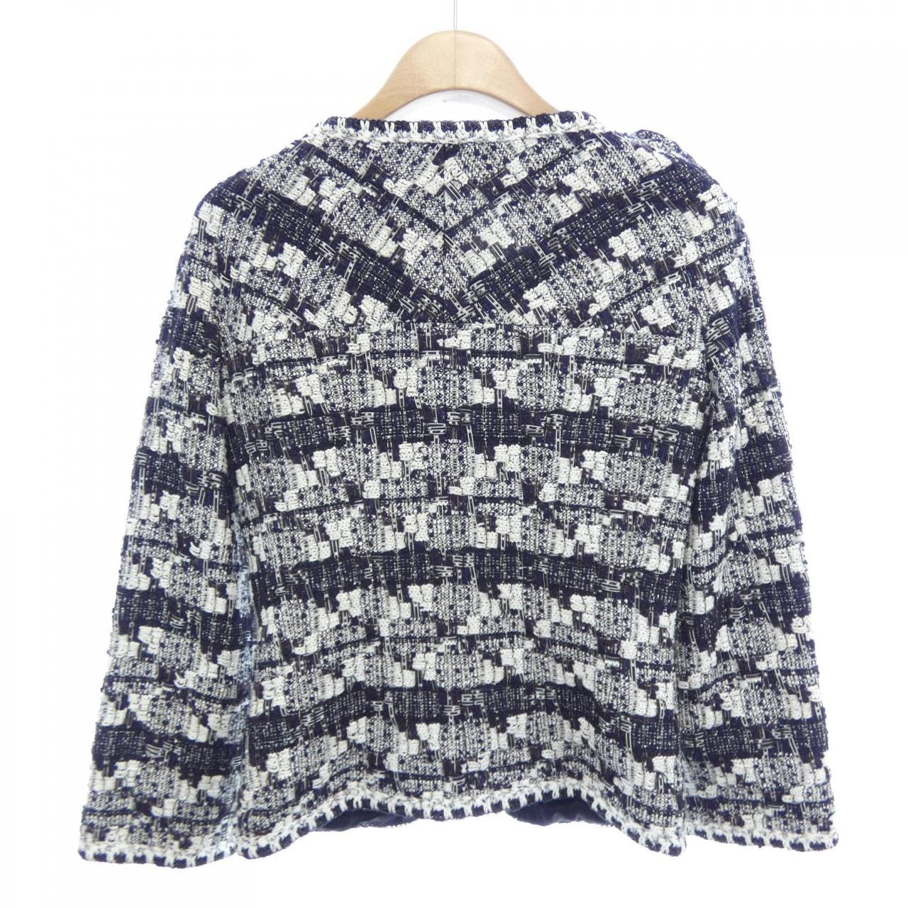 【ヴィンテージ】シャネル CHANEL P27771V17033 06C ノーカラージャケット