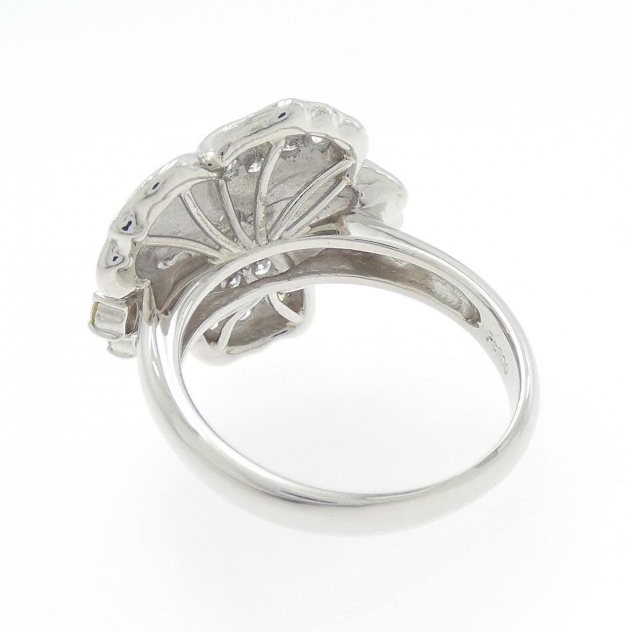 PT900 フラワー ダイヤモンド リング 0.77CT