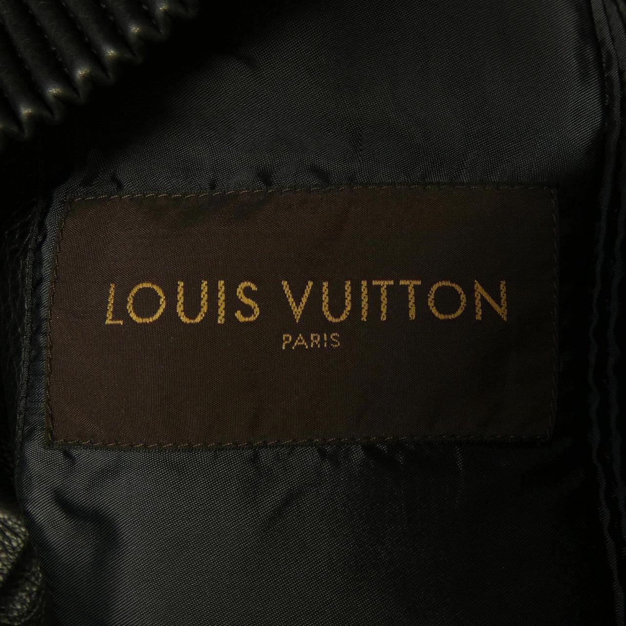 ルイヴィトン LOUIS VUITTON HAL52EKB4 レザージャケット