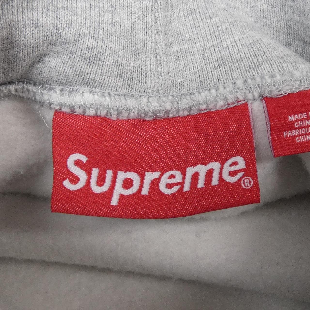 シュプリーム SUPREME パーカー