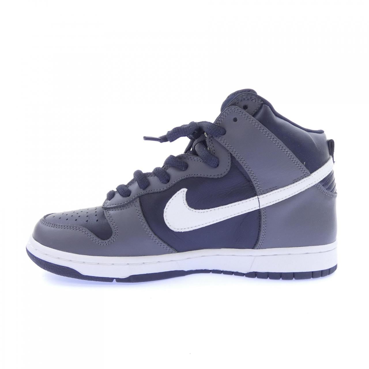 ナイキ NIKE スニーカー