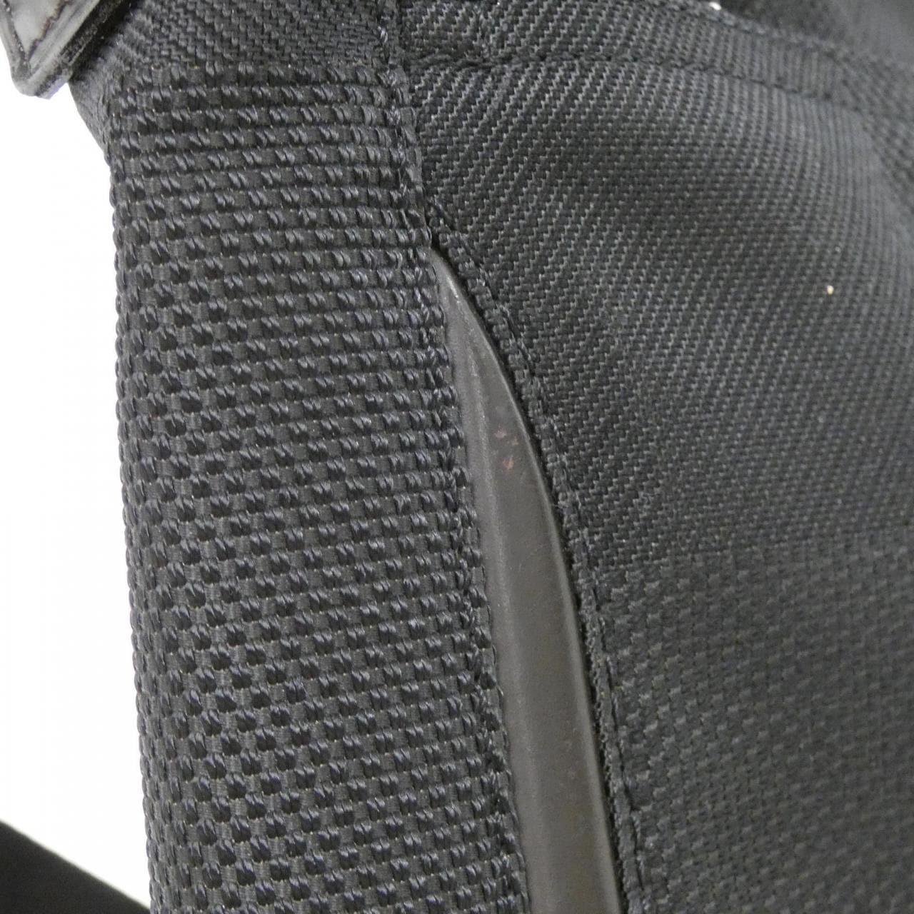 LOUIS VUITTON Damier Geant Compagnon M93047 单肩包