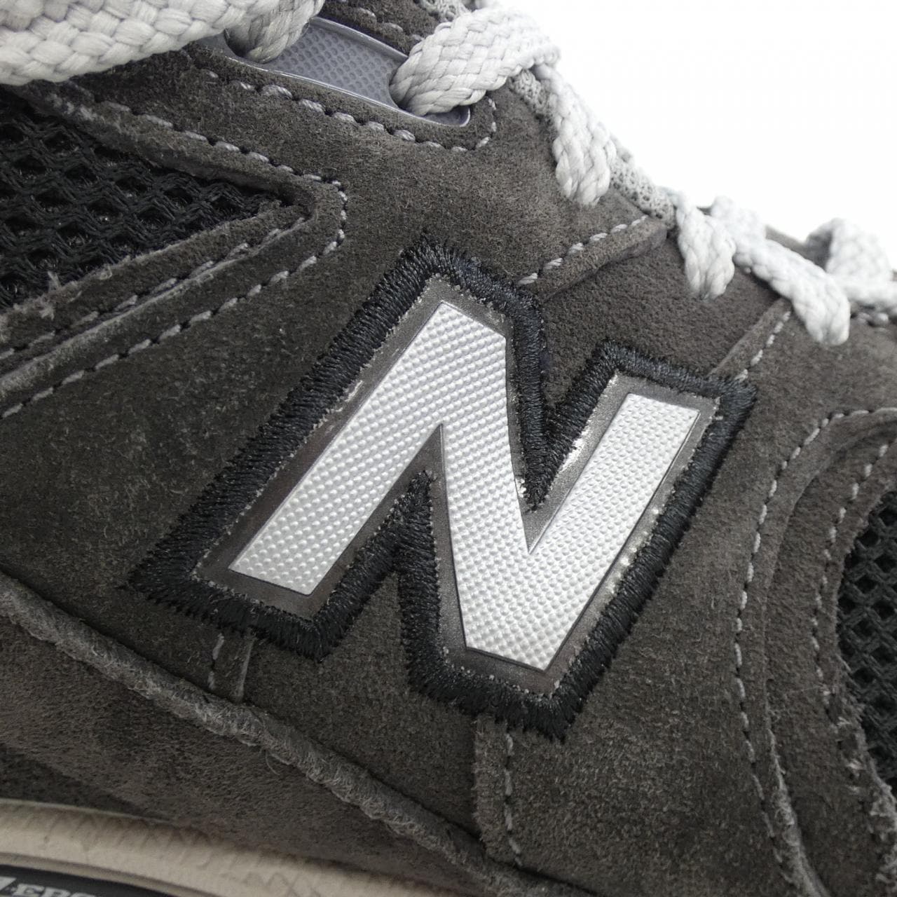 ニューバランス NEW BALANCE U2002RA スニーカー