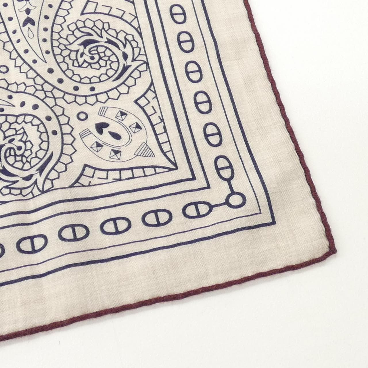 エルメス HERMES CHEVAL DE COEUR BANDANA H244259S カレジェアン140 ショール