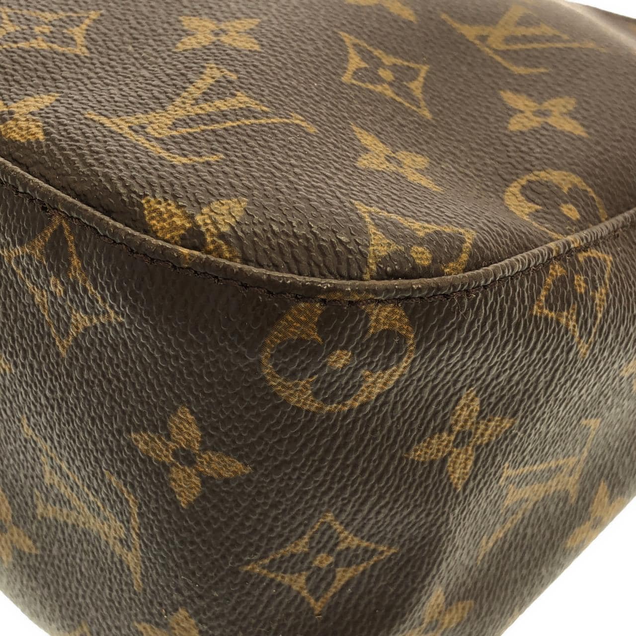 ルイヴィトン モノグラム ルーピング MM M51146 ショルダーバッグ